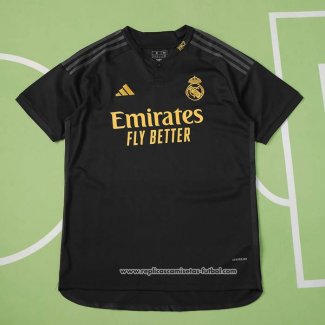 Tercera_Camiseta_Real_Madrid_23-24.jpg